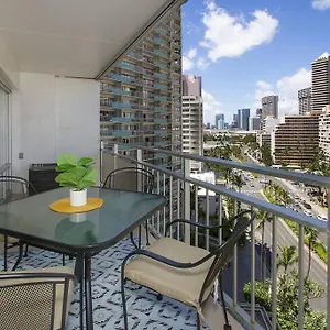  Holiday home Life At A Price- Ilikai United States